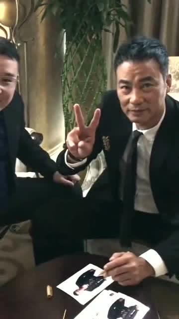 吃瓜娱乐圈华哥