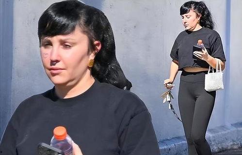 娱乐圈吃瓜文学一口气看完,一网打尽明星秘闻，揭秘幕后真相